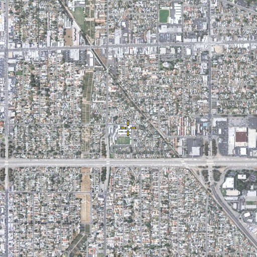 Aerial/Satellite Image of Mildred B Janson Elementary School, CA