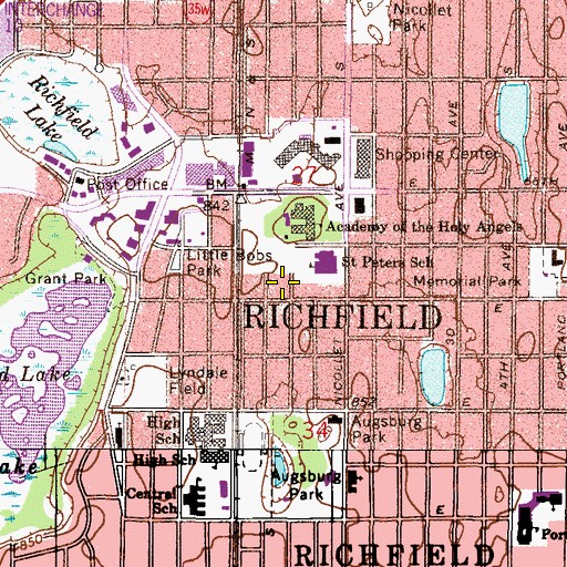Topographic Map of Hub Shopping Center, MN