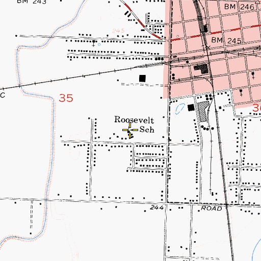 Topographic Map of Roosevelt Elementary School, CA