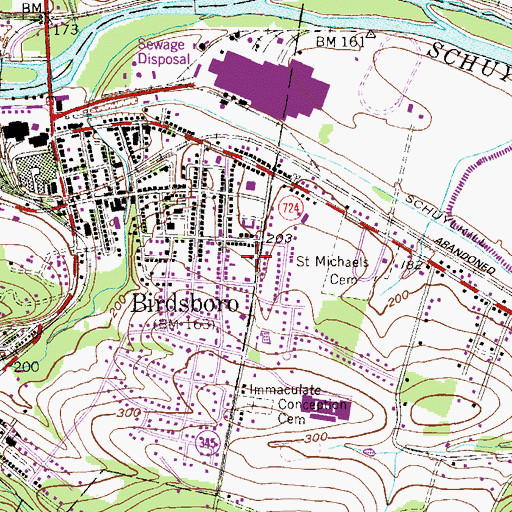 Topographic Map of Chestnut Court Apartments, PA
