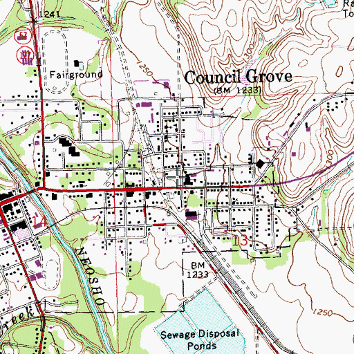 Topographic Map of Council Grove Elementary School, KS