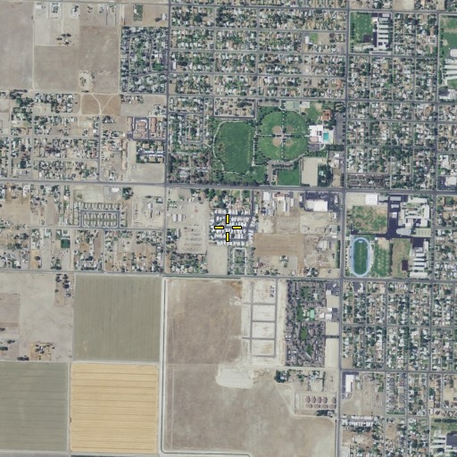 Aerial/Satellite Image of Whitley Manor Mobile Home Park, CA