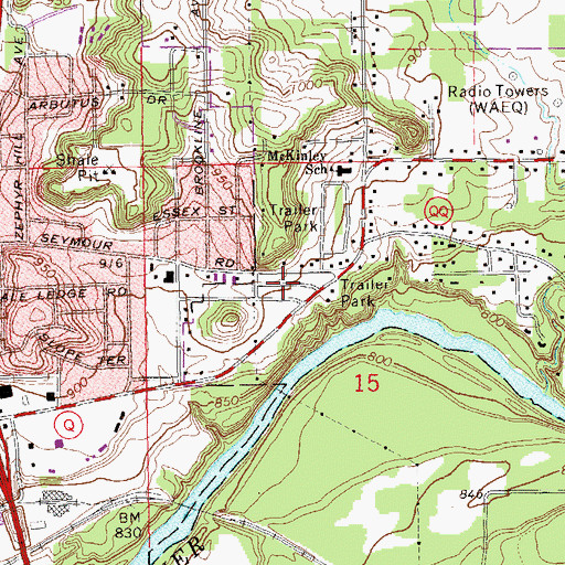 Topographic Map of Bluff Crest Mobile Home Park, WI