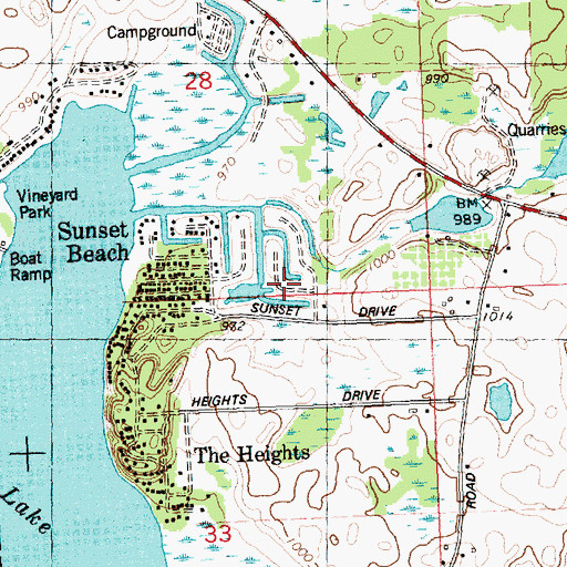 Topographic Map of Hillanlake Village Mobile Home Park, MI