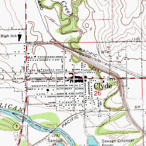Topographic Map of Clyde Community Museum, KS