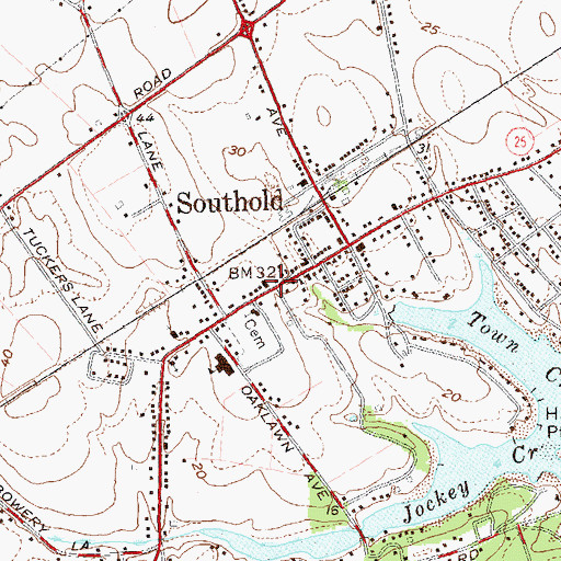 Topographic Map of Southold Town Hall, NY