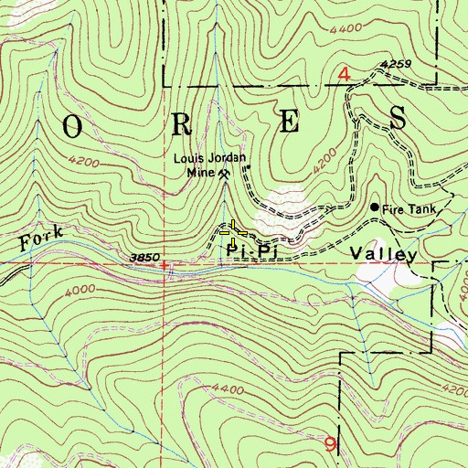 Topographic Map of Pi-Pi Campground, CA