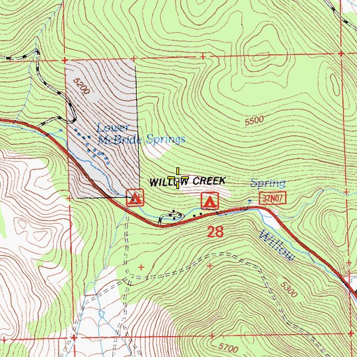 Topographic Map of Willow Creek Campground, CA
