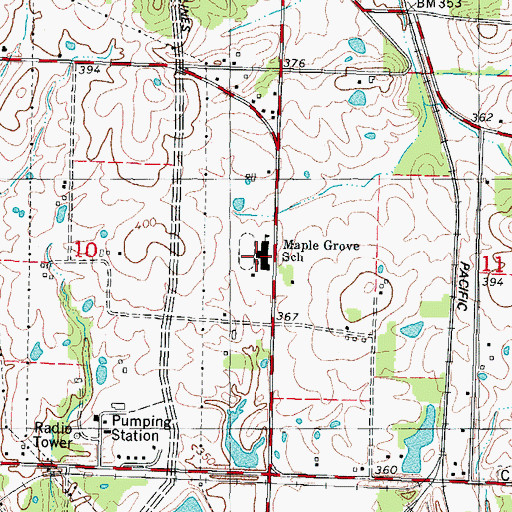 Topographic Map of Maple Grove Elementary School, IL