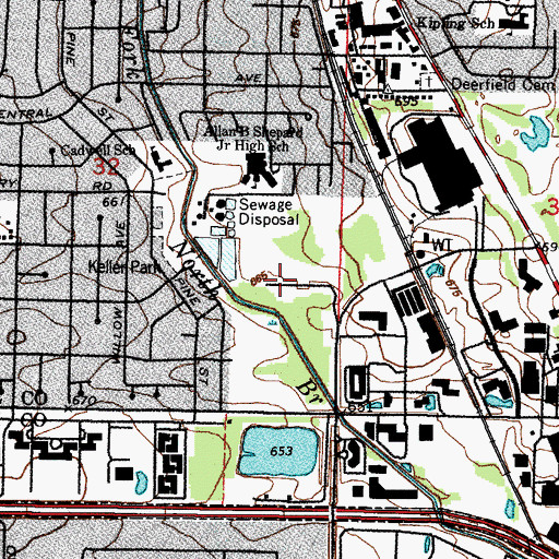 Topographic Map of WEEF-AM (Highland Park), IL