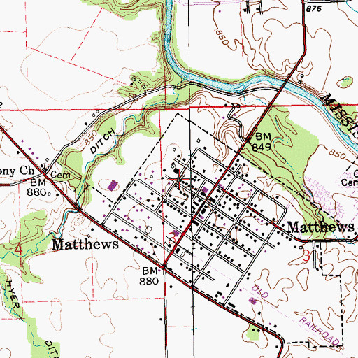 Topographic Map of Matthews Elementary School, IN