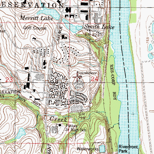 Topographic Map of Eisenhower Elementary School, KS