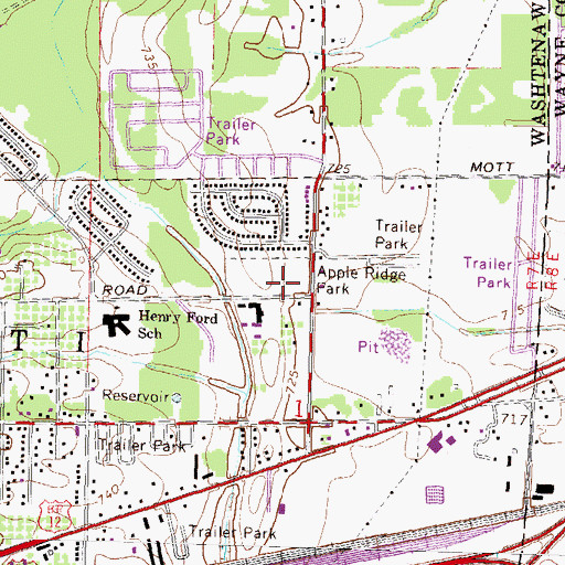 Topographic Map of Apple Ridge Park, MI
