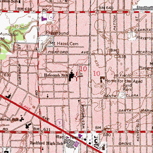 Topographic Map of Holcomb School, MI
