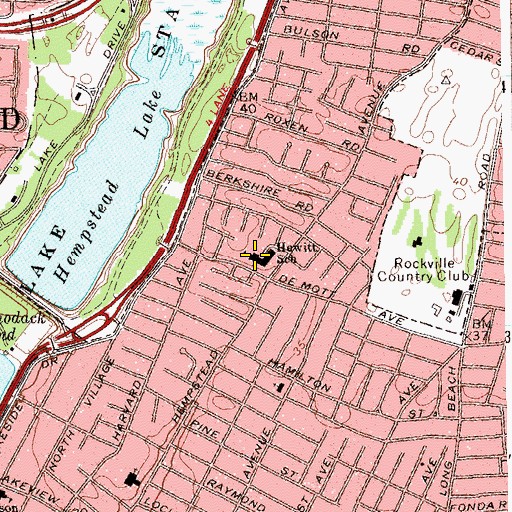Topographic Map of Hewitt School, NY